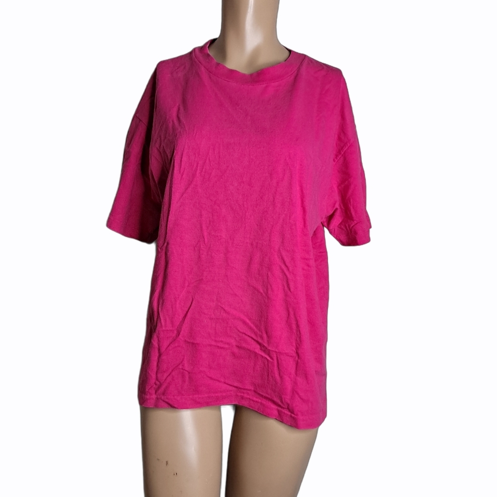1990s Vintage Hanes fushia Crew Neck Tshirt women size M